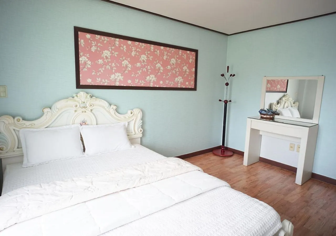 Jeju Resortel منتجع